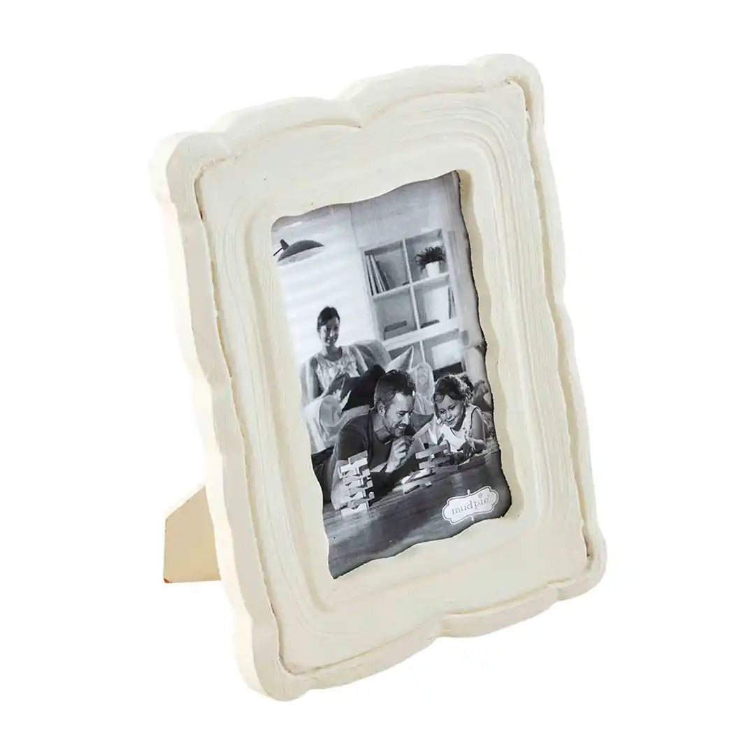 Large Off-White Scallop Picture Frame